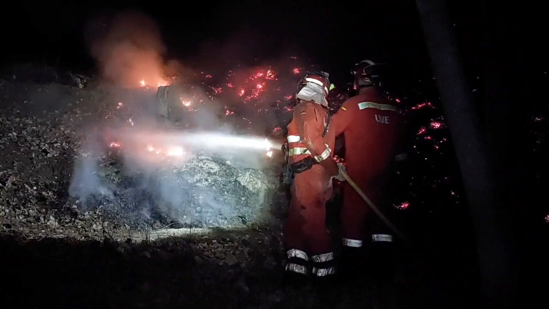 Extinci&oacute;n del incendio en Benasau (Alicante)