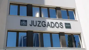 Fachada de los juzgados de la plaza de Castilla (Madrid) Fachada de los juzgados de la plaza de Castilla (Madrid)