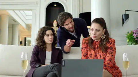 Cata y Yago ponen en marcha un nuevo plan: Marta Margarita debe seducir a un millonario Cata y Yago ponen en marcha un nuevo plan: Marta Margarita debe seducir a un millonario
