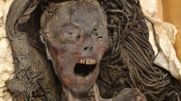 Imagen de la momia de la mujer que grita