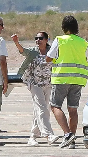 Isabel Pantoja en el aeropuerto de Castellón Isabel Pantoja en el aeropuerto de Castellón