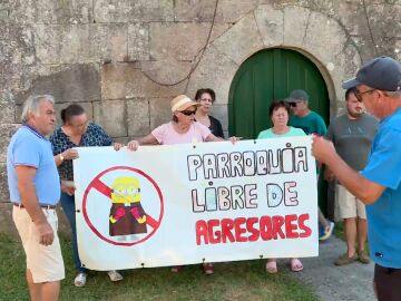 La dimisión del cura abofeteador de Bordones divide al pueblo: "Él también fue víctima de intento de agresión"