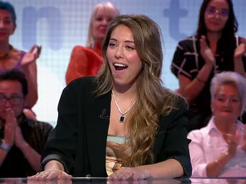 La insólita aportación de Marina Carmona en las Palabras Cruzadas: ¡se pone a cantar en plena prueba! La insólita aportación de Marina Carmona en las Palabras Cruzadas: ¡se pone a cantar en plena prueba!
