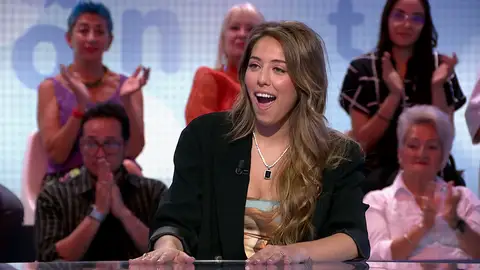 La insólita aportación de Marina Carmona en las Palabras Cruzadas: ¡se pone a cantar en plena prueba! La insólita aportación de Marina Carmona en las Palabras Cruzadas: ¡se pone a cantar en plena prueba!