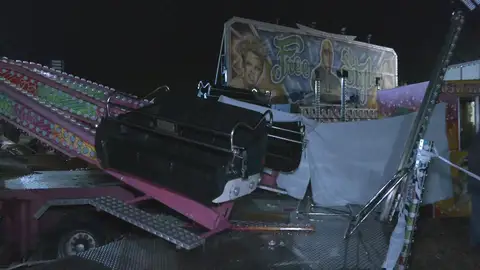 La atracción quedó totalmente destrozada Antena3 Noticias
