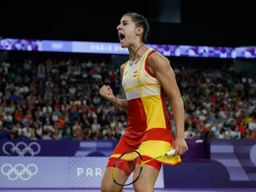 Carolina Marín celebra su victoria ante Aya Ohori Carolina Marín celebra su victoria ante Aya Ohori