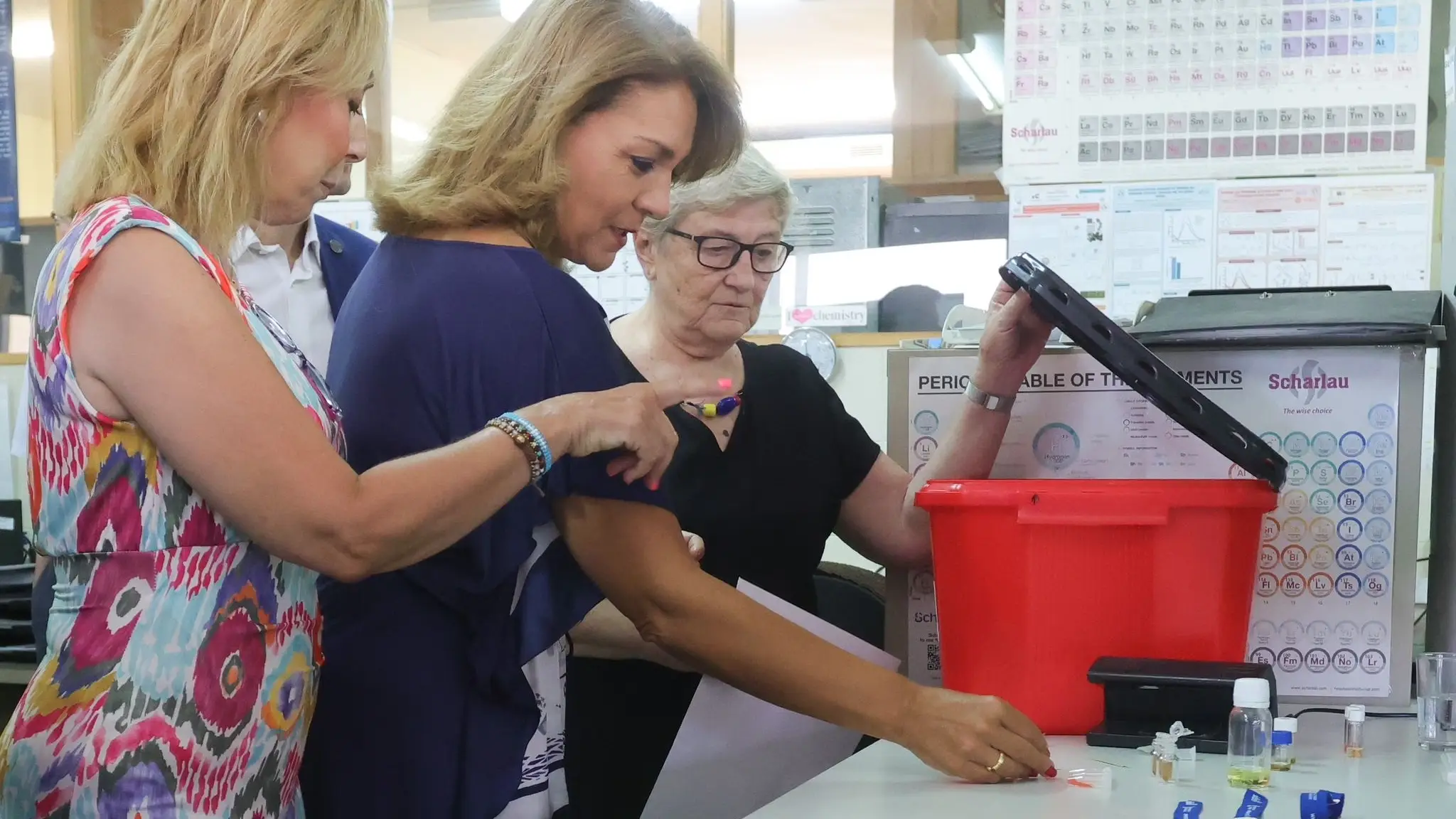 La Generalitat dispensará gratis en los festivales de música un sensor químico de drogas para evitar la violencia sexual. La Generalitat dispensará gratis en los festivales de música un sensor químico de drogas para evitar la violencia sexual.