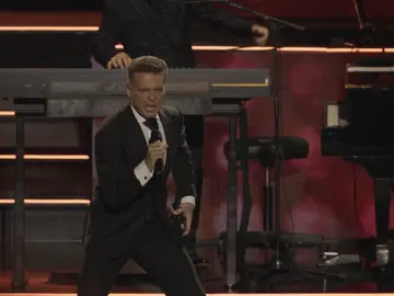 Los planes de Luis Miguel y Paloma Cuevas con los que han tirado la casa tras el fin de su gira por España Los planes de Luis Miguel y Paloma Cuevas con los que han tirado la casa tras el fin de su gira por España