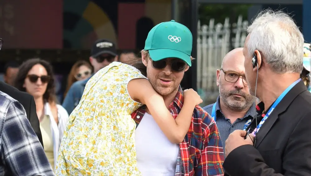 Ryan Gosling con su hija en los Juegos Olímpicos de París Ryan Gosling con su hija en los Juegos Olímpicos de París