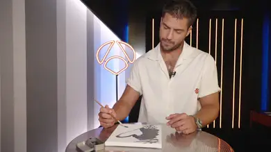 Una obra de arte en menos de un minuto: Maxi Iglesias demuestra su talento artístico en una prueba contrarreloj Una obra de arte en menos de un minuto: Maxi Iglesias demuestra su talento artístico en una prueba contrarreloj