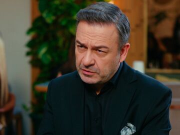 Doğan admite la verdadera relaci&oacute;n que tiene con Julia tras haber enga&ntilde;ado a Yildiz y Ender