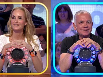 Sandra Ibarra y Juan Ramón Lucas, por primera vez juntos en televisión: ¡duelo inédito en La Pista! Sandra Ibarra y Juan Ramón Lucas, por primera vez juntos en televisión: ¡duelo inédito en La Pista!