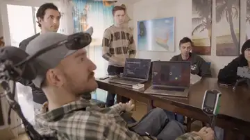 Paciente con el implante cerebral Neuralink Paciente con el implante cerebral Neuralink