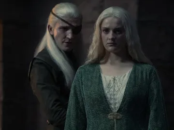 Aemond y Healena Targaryen en La Casa del Dragón Aemond y Healena Targaryen en La Casa del Dragón