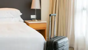 Una habitación de hotel