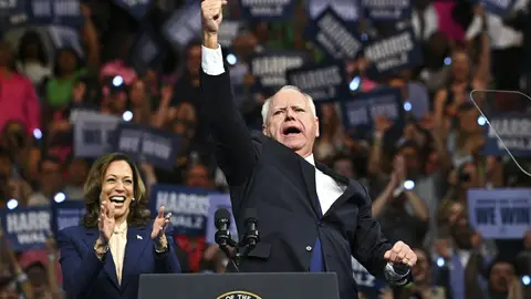 El nuevo candidato demócrata a vicepresidente de Estados Unidos, Tim Walz, llama "raros" a Donald Trump y JD Vance El nuevo candidato demócrata a vicepresidente de Estados Unidos, Tim Walz, llama "raros" a Donald Trump y JD Vance