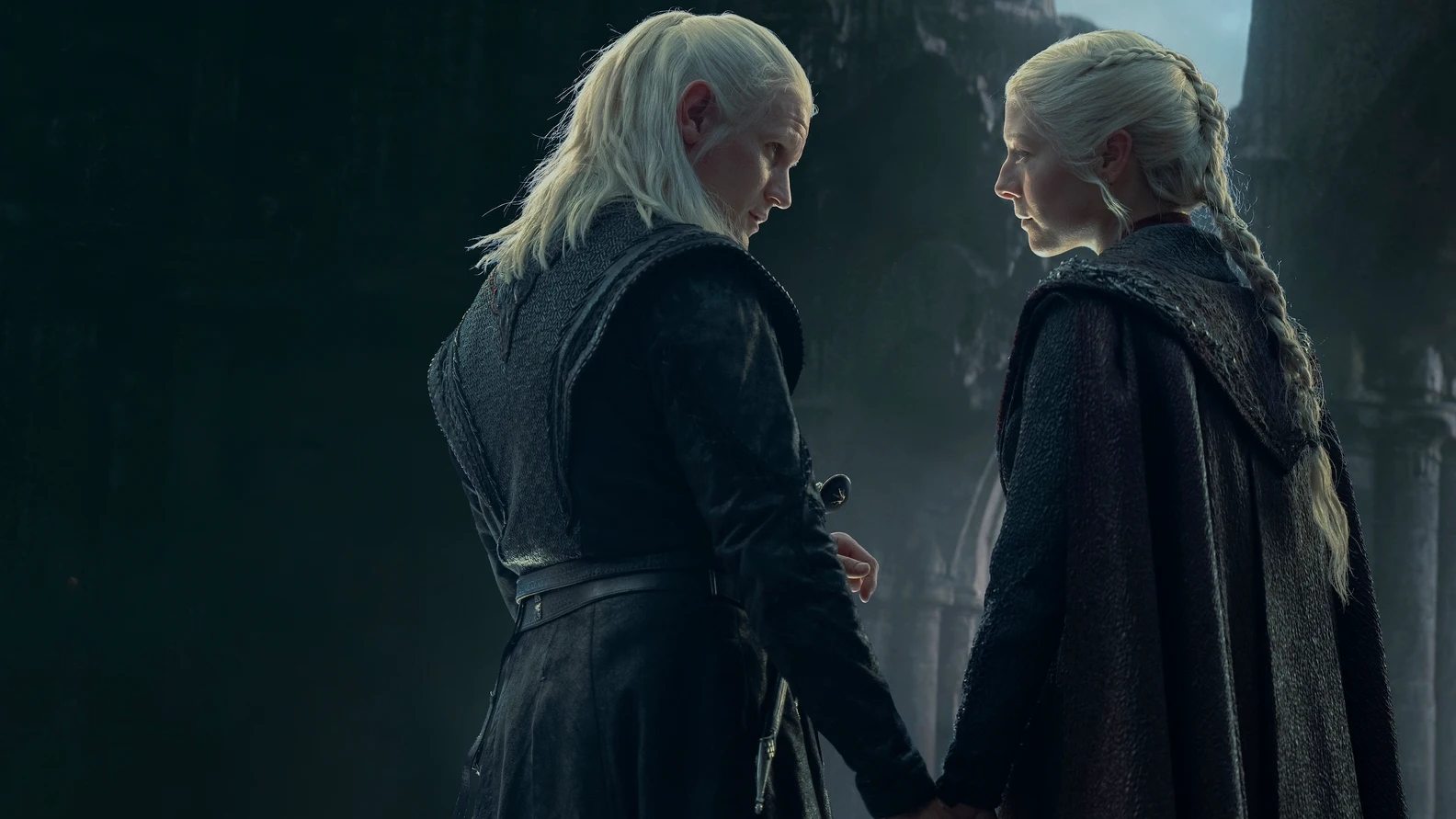 Daemon (Matt Smith) y Rhaenyra Targaryen (Emma D'arcy) en La Casa del Drag&oacute;n