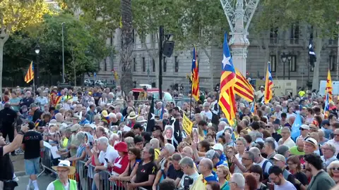 Tensión en Cataluña tras la aparición de Puigdemont Tensión en Cataluña tras la aparición de Puigdemont