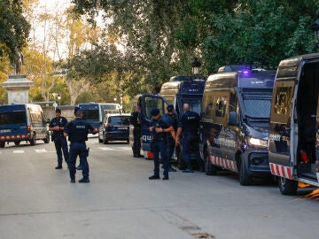 Los Mossos desplegados en el Parlament
