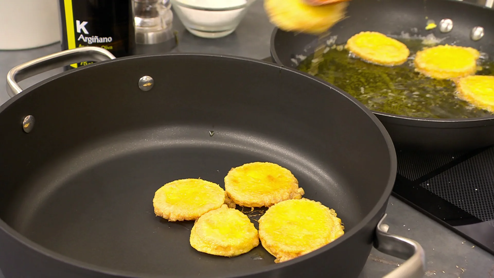 ¡Rompe con lo tradicional! Las patatas fritas rebozadas de Karlos Arguiñano ¡Rompe con lo tradicional! Las patatas fritas rebozadas de Karlos Arguiñano