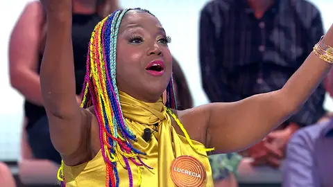 ‘Amor puro’, así suena en directo la nueva canción de Lucrecia con guiño a Pasapalabra ‘Amor puro’, así suena en directo la nueva canción de Lucrecia con guiño a Pasapalabra