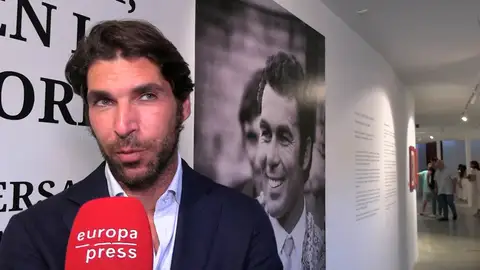 Cayetano Rivera acude orgulloso al homenaje de Paquirri en Málaga, marcado por grandes ausencias Cayetano Rivera acude orgulloso al homenaje de Paquirri en Málaga, marcado por grandes ausencias