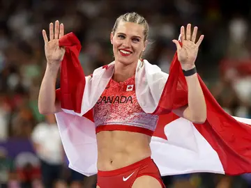 La pertiguista Alysha Newman en París 2024 La pertiguista Alysha Newman en París 2024