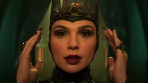 Gal Gadot como la Reina Malvada en Blancanieves