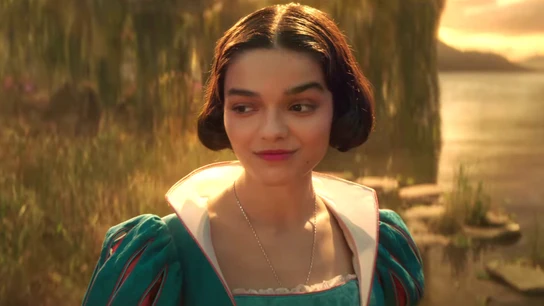 Rachel Zegler como Blancanieves Rachel Zegler como Blancanieves