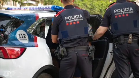 Foto de archivo de Mossos d'Esquadra Foto de archivo de Mossos d'Esquadra