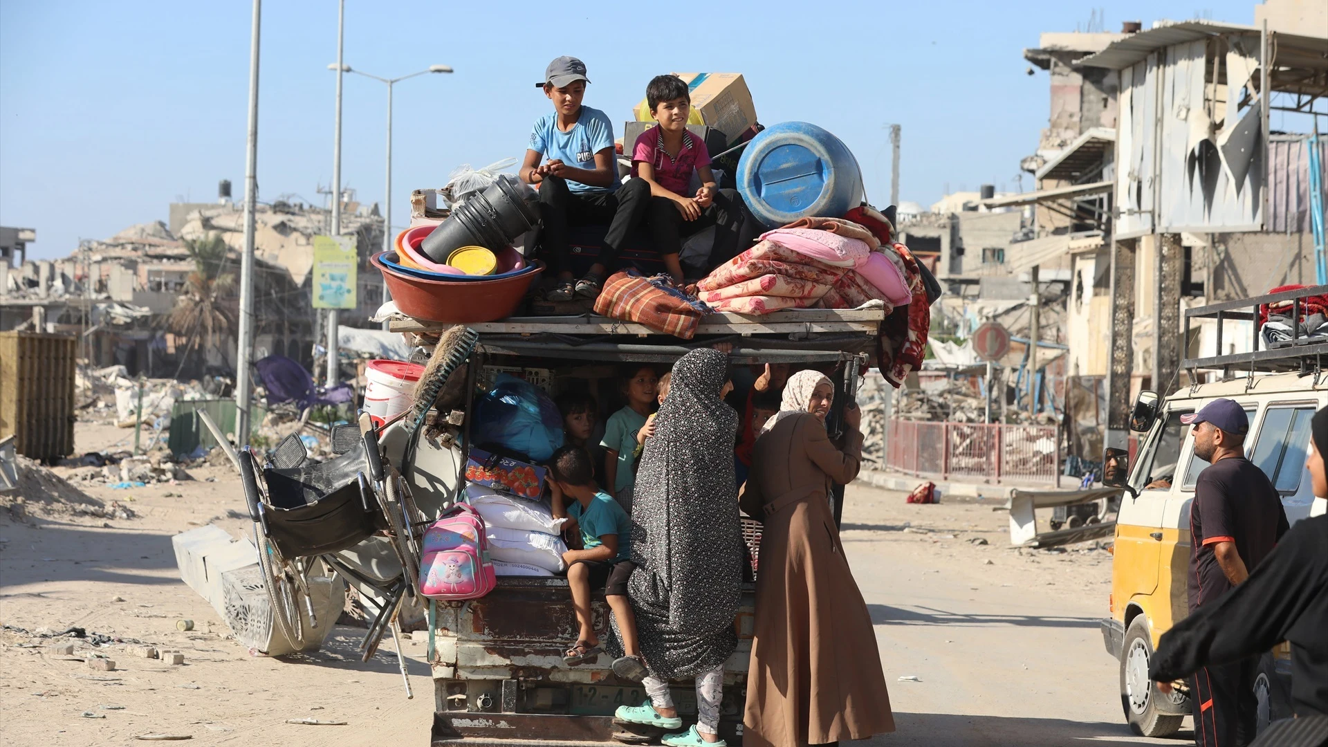 Palestinos abandonan Jan Yunis tras una orden de evacuaci&oacute;n forzada