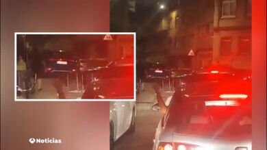 Un hombre intenta atropellar a su exmujer y acaba arrollando a varias personas en la terraza de un bar en A Coruña