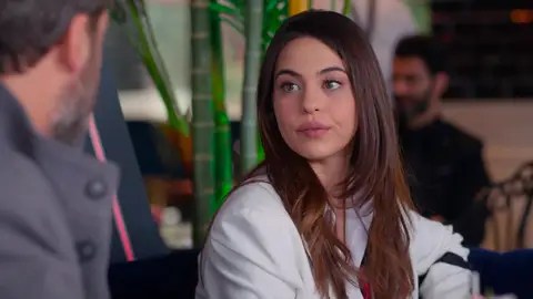 El desprecio de Elif a su padre delante de Ayla: “No quiero vivir contigo” El desprecio de Elif a su padre delante de Ayla: “No quiero vivir contigo”