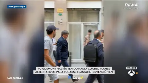 Carles Puigdemont por las calles de Barcelona Carles Puigdemont por las calles de Barcelona
