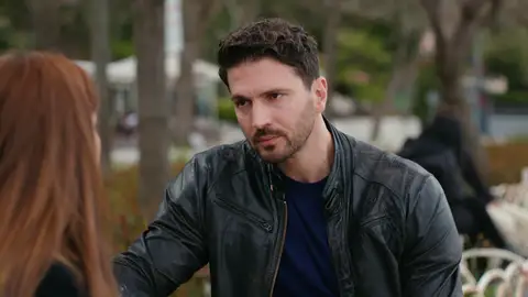 En el próximo capítulo de Pecado Original: Kumru aparta a Selim de su vida para siempre En el próximo capítulo de Pecado Original: Kumru aparta a Selim de su vida para siempre