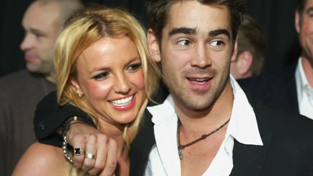 Britney Spears y Colin Farrell en 2003 Britney Spears y Colin Farrell en 2003