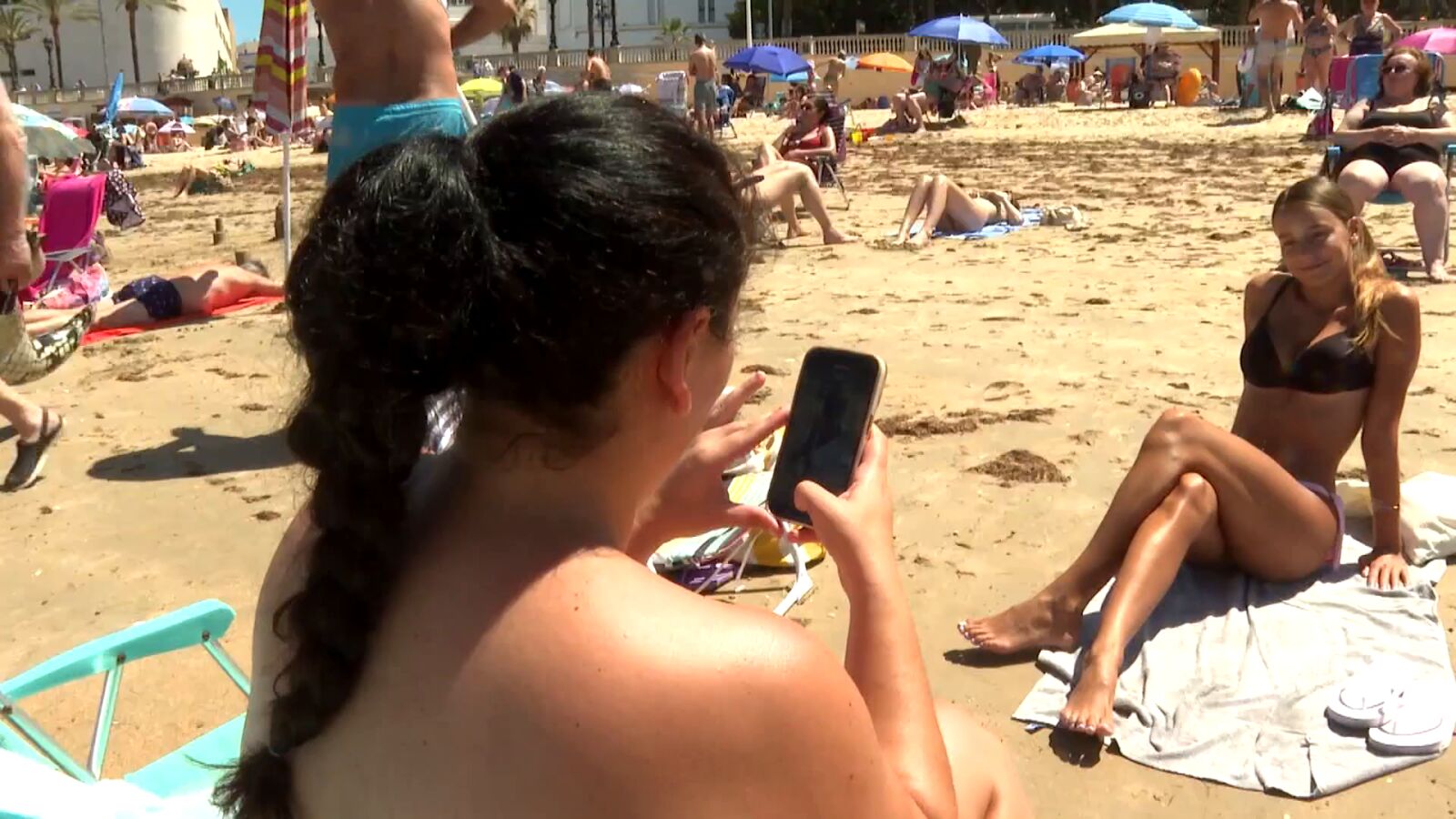 ¿Desconectamos durante las vacaciones? Al 83% de los españoles les estresa quedarse sin cobertura