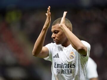 El Real Madrid gana su sexta Supercopa de Europa en el estreno de Mbappé