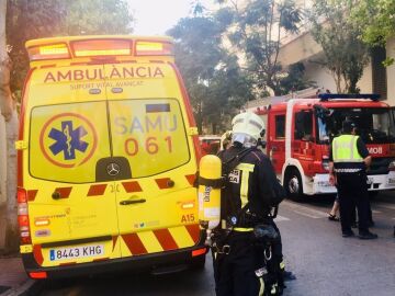 Asistidas 52 personas en un incendio en un edificio de 13 plantas en Palma