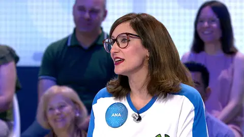La camiseta de Ana Morgade que devuelve a Roberto Leal a su infancia La camiseta de Ana Morgade que devuelve a Roberto Leal a su infancia