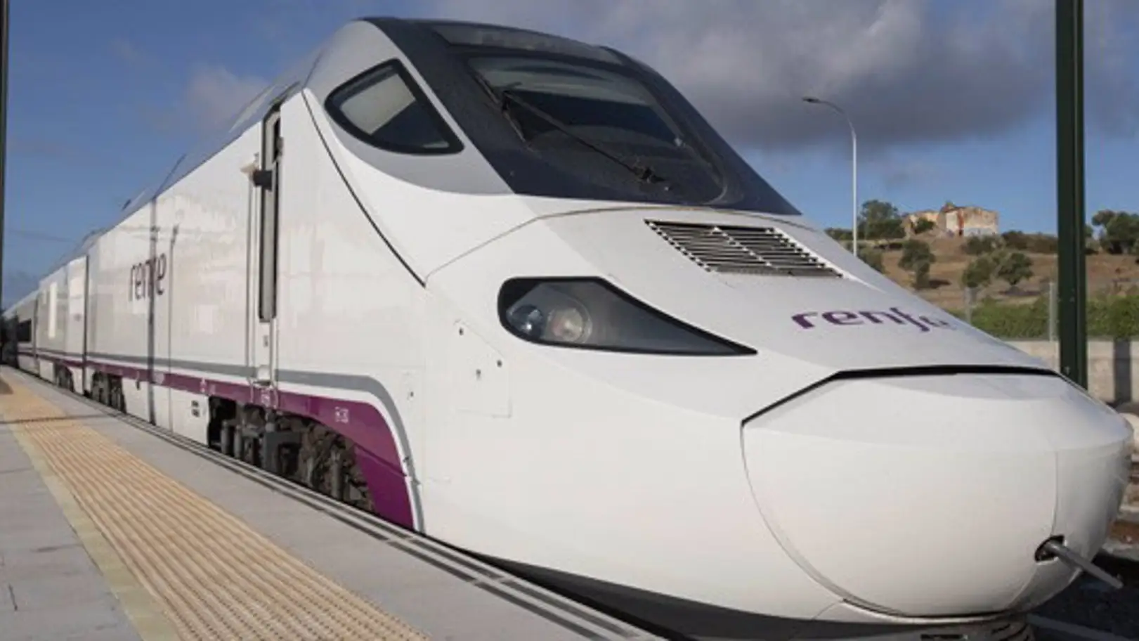 Tren Alvia que iba a Sevilla Tren Alvia que iba a Sevilla
