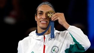 Imane Khelif en la final de boxeo de los Juegos Ol&iacute;mpicos de Par&iacute;s 2024