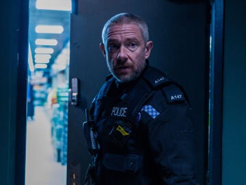 Martin Freeman lleva la mayor parte del peso interpretativo en este drama policial de la BBC