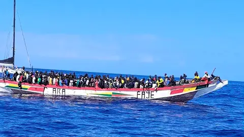 Llega a Tenerife un cayuco con 180 migrantes Llega a Tenerife un cayuco con 180 migrantes