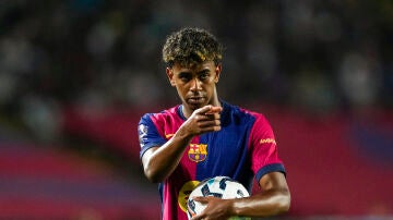 Lamine Yamal durante el partido del torneo Joan Gamper