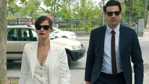 "¿Quién es el asesino?": Ceylin e Ilgaz tratarán de resolver un nuevo caso, el domingo en Secretos de familia "¿Quién es el asesino?": Ceylin e Ilgaz tratarán de resolver un nuevo caso, el domingo en Secretos de familia