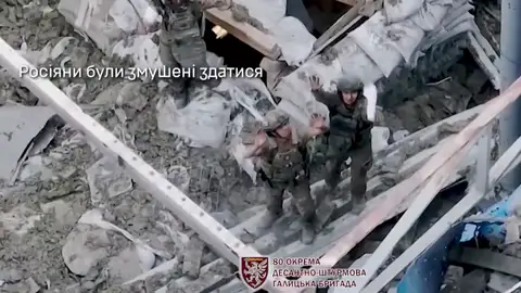 Imágenes de soldados rusos rindiéndose. Imágenes de soldados rusos rindiéndose.