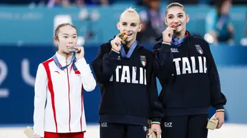 Zhou Yaqin tras ganar la medalla de plata en los Juegos Olímpicos de París 2024 Zhou Yaqin tras ganar la medalla de plata en los Juegos Olímpicos de París 2024