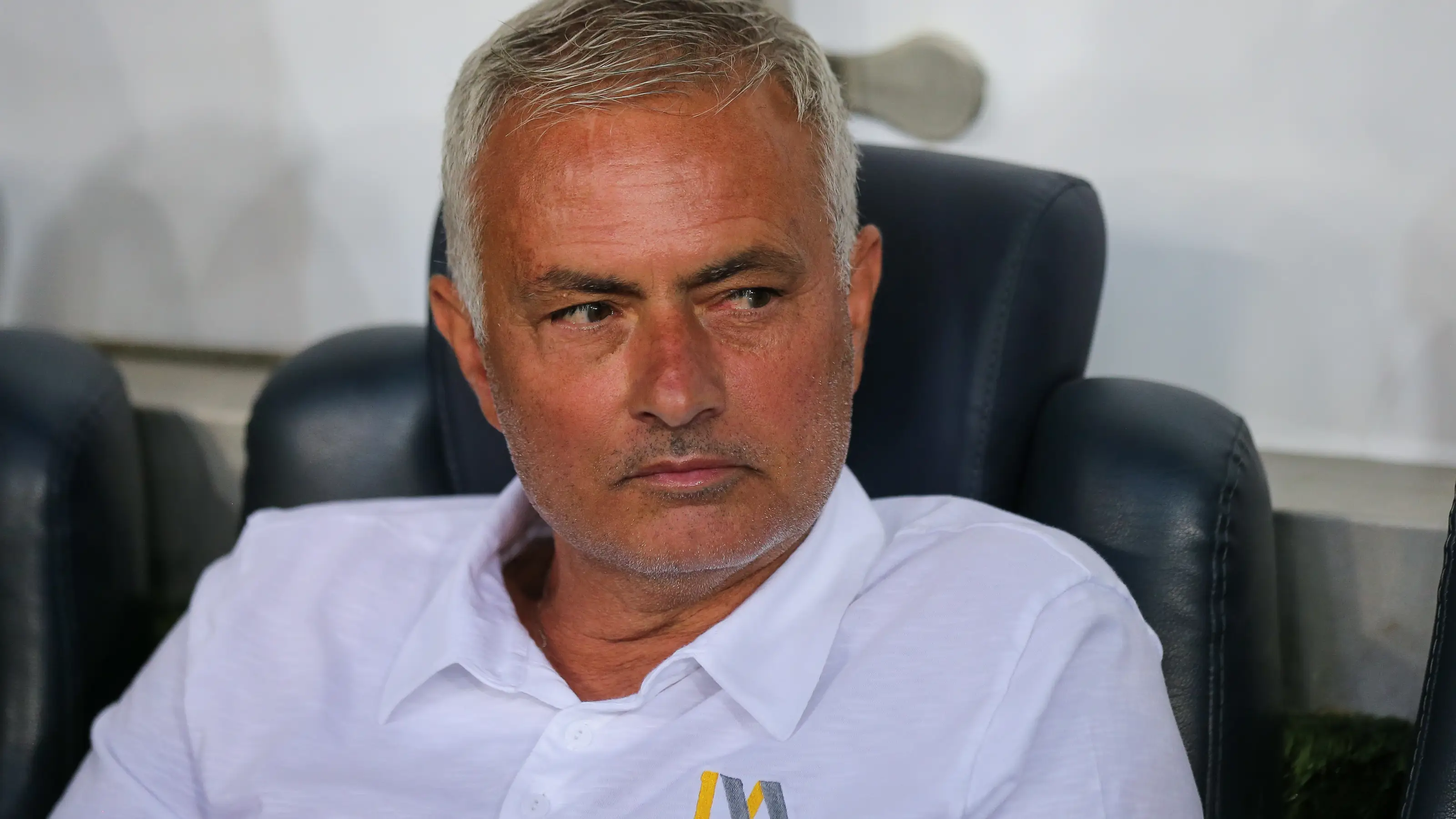 Mourinho tras la caída del Fenerbache ante el Lille FC en la Champions League Mourinho tras la caída del Fenerbache ante el Lille FC en la Champions League