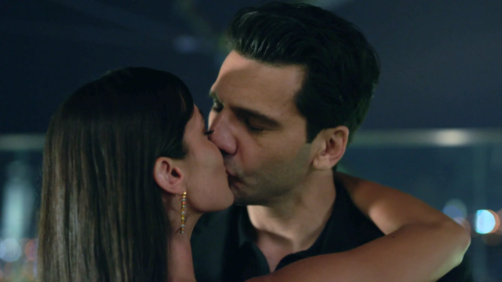 ¡Cada día más enamorados! Ceylin e Ilgaz celebran su aniversario en una cita de película ¡Cada día más enamorados! Ceylin e Ilgaz celebran su aniversario en una cita de película